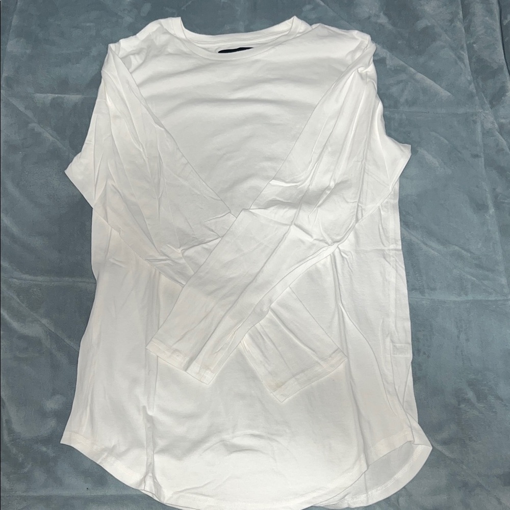 PacSun Crisp White Long Sleeve Tee